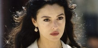 《西西里的美丽传说》详细剧情