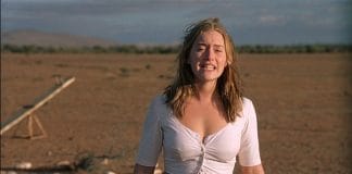 《圣烟 Holy Smoke》详细剧情