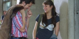 《两小无猜》影评:玩的是心跳