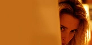 《彗星来的那一夜》片尾曲 – Laura Veirs《Galaxies》